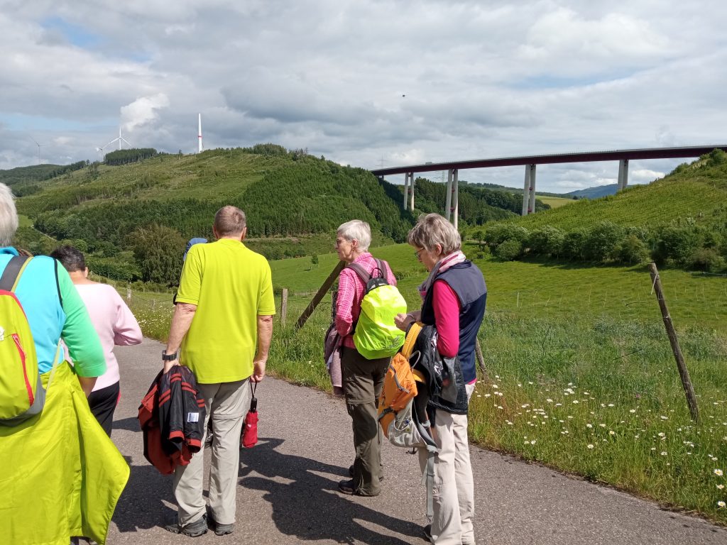 Wanderung 3. Juni 2026 Autobahnbrücke Sengenberg